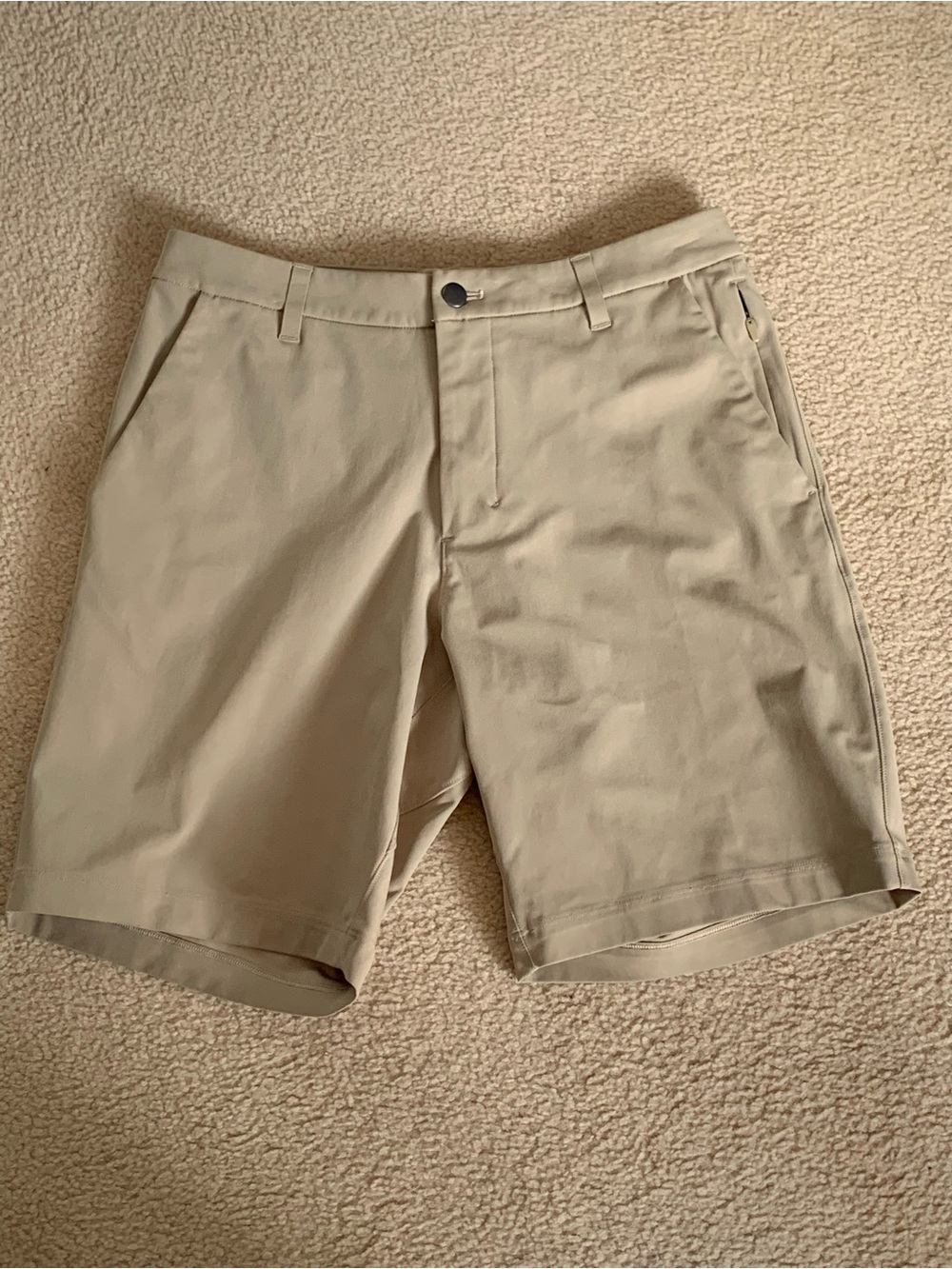 Lululemon Men's Commission Shorts - Khaki